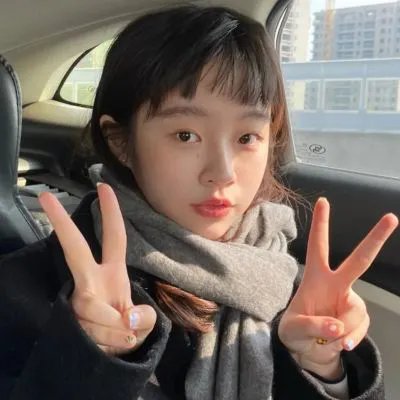 三个扑火的少年